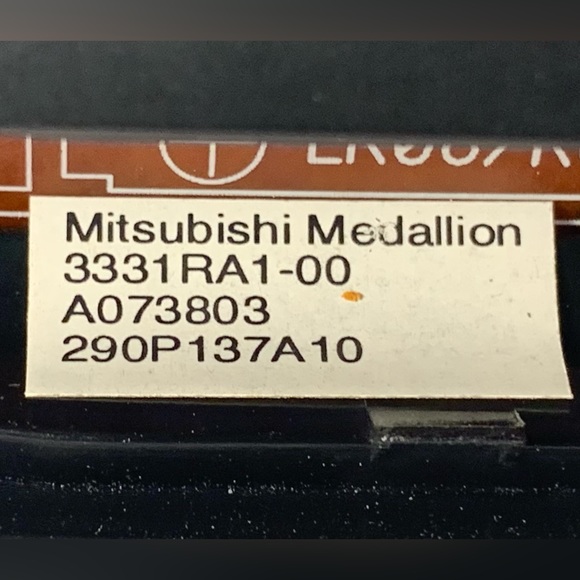 Mitsubishi Medallion TV Cable VCR DVD Remote Control 3331RA1-00/290P137A10 - Picture 5 of 6